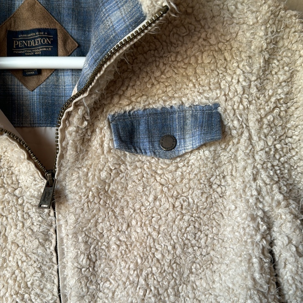 Pendleton Shearling Jacket Size Small - image 2